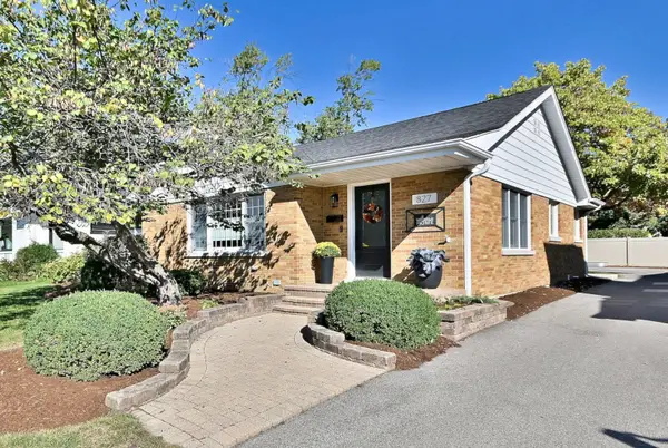 827 S Kearsage Avenue, Elmhurst, IL 60126