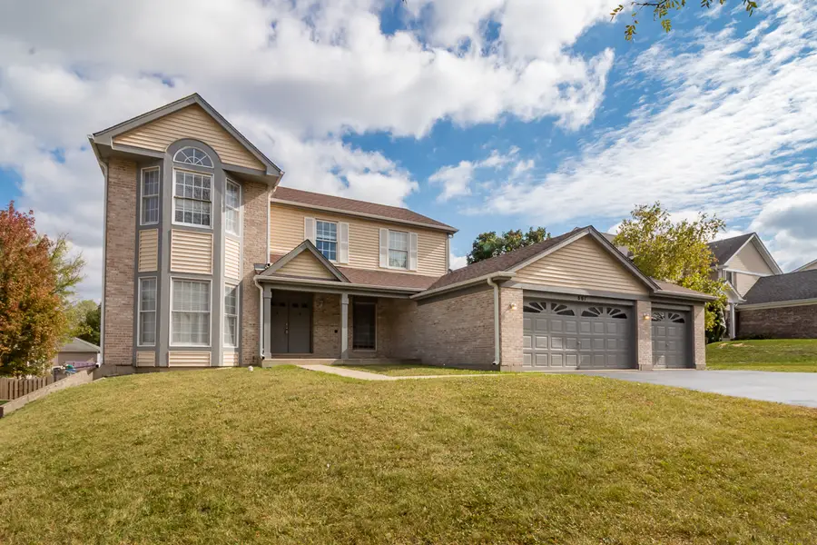 661 Majestic Drive, Algonquin, IL 60102 - Image #2