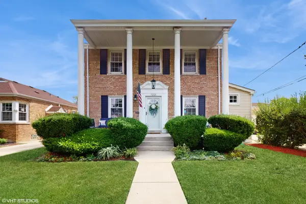 7215 N Olcott Avenue, Chicago, IL 60631