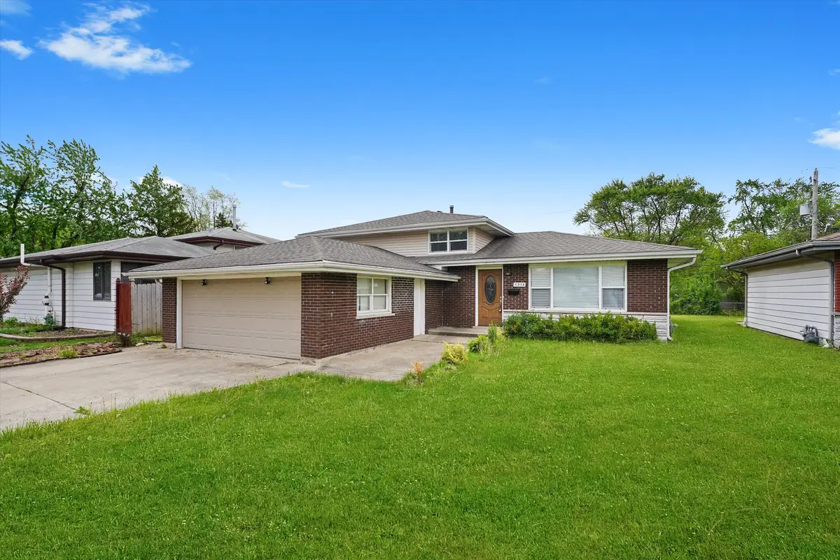 1315 Prince Drive, South Holland, IL 60473 - Image #1