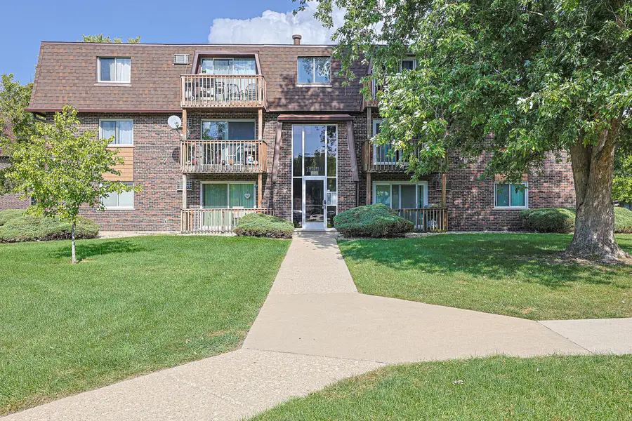 19380 Wolf Road #6, Mokena, IL 60448 - Image #2