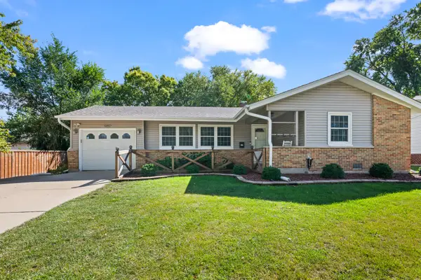 685 Maple Court, Elk Grove Village, IL 60007