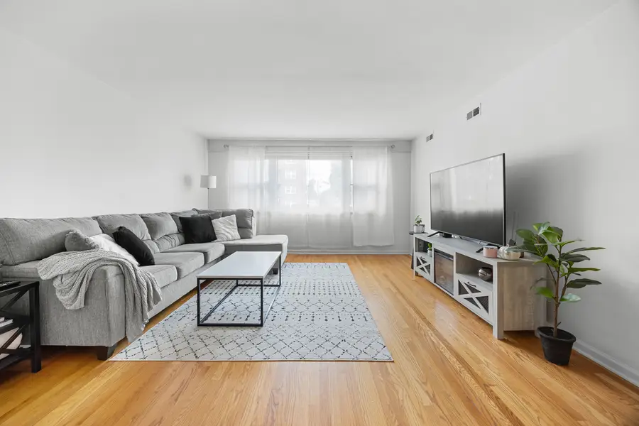 4949 Church Street #107, Skokie, IL 60077 - Image #3