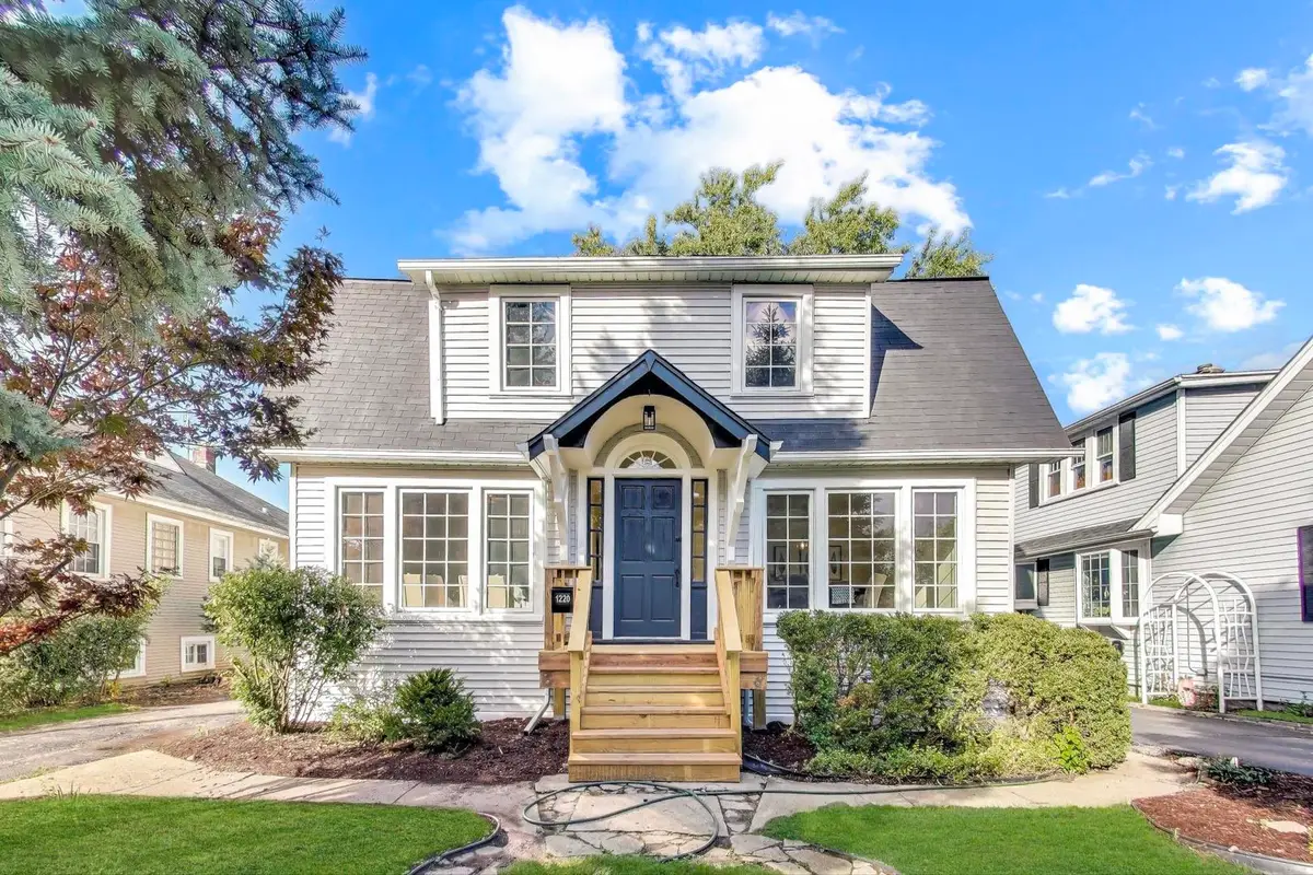 1220 Canfield Road, Park Ridge, IL 60068 - Image #1