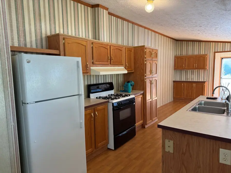 502 3rd Street W, Lyndon, IL 61261 - Image #3