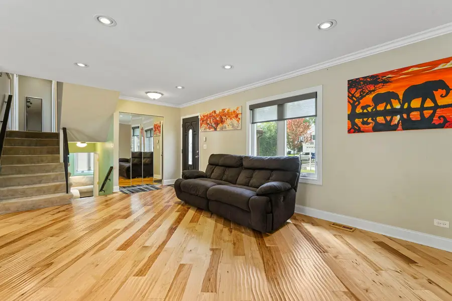 307 Albright Court, Vernon Hills, IL 60061 - Image #3