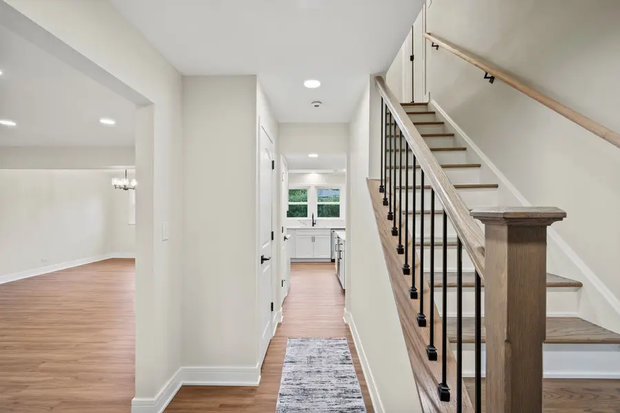 2024 E Wintergreen Avenue, Mount Prospect, IL 60056 - Image #3