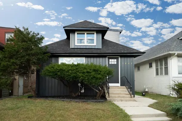 7642 S Merrill Avenue, Chicago, IL 60649