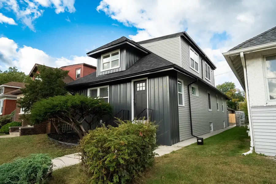 7642 S Merrill Avenue, Chicago, IL 60649 - Image #2