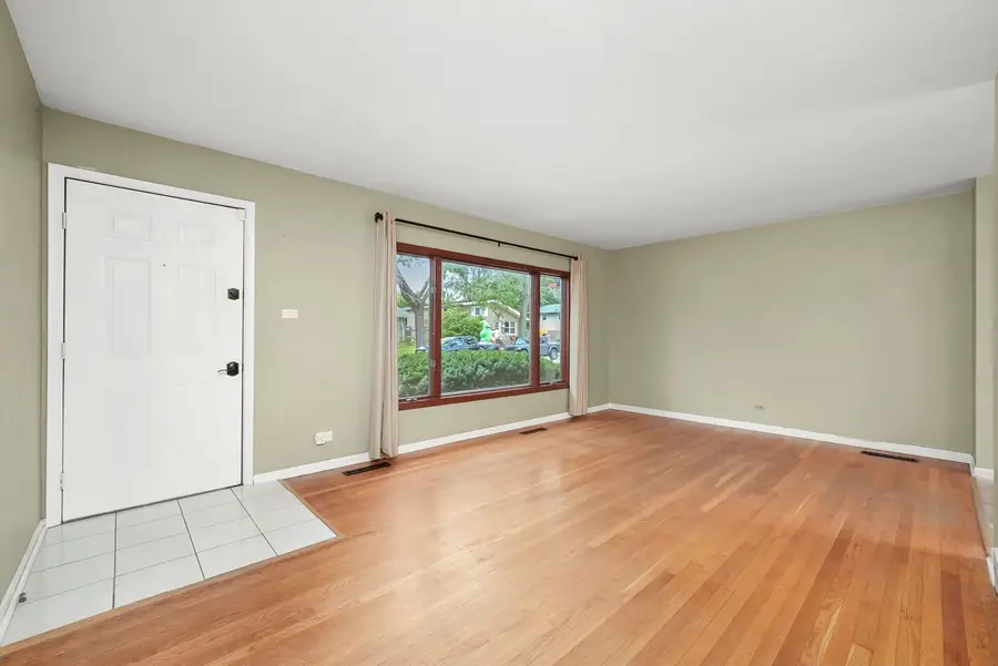 15027 Park Avenue, Oak Forest, IL 60452 - Image #2