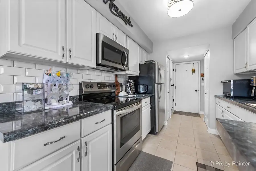 1056 N Knollwood Drive, Palatine, IL 60067 - Image #3