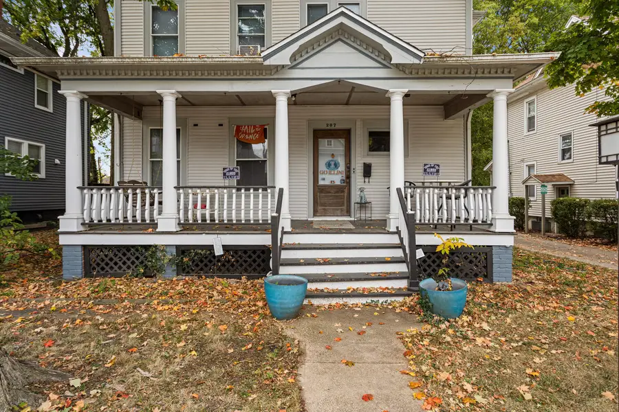 207 W John Street, Champaign, IL 61820 - Image #3