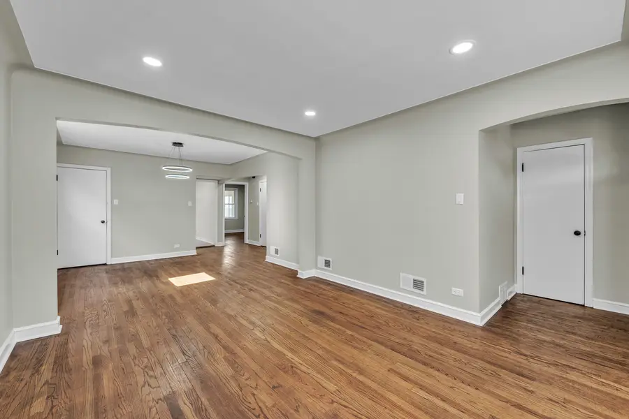 7234 S Sacramento Avenue, Chicago, IL 60629 - Image #3