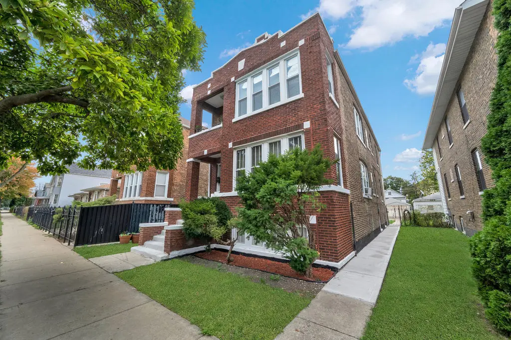 3951 S Campbell Avenue, Chicago, IL 60632 - Image #1