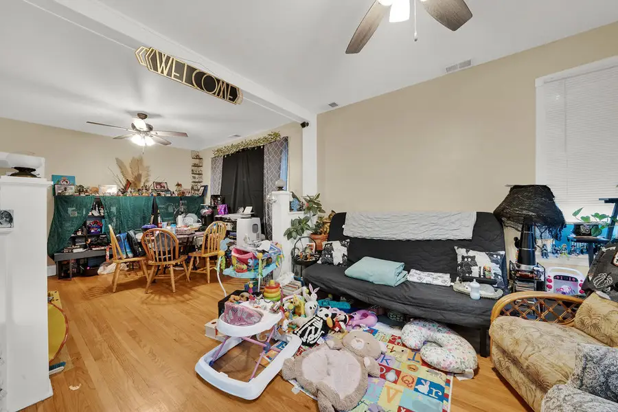 3951 S Campbell Avenue, Chicago, IL 60632 - Image #3