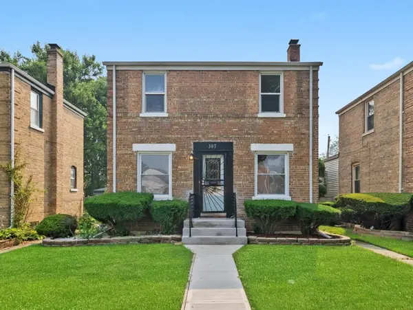 307 Geneva Avenue, Bellwood, IL 60104