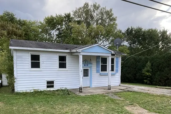 915 Mayfield Drive, Round Lake Beach, IL 60073