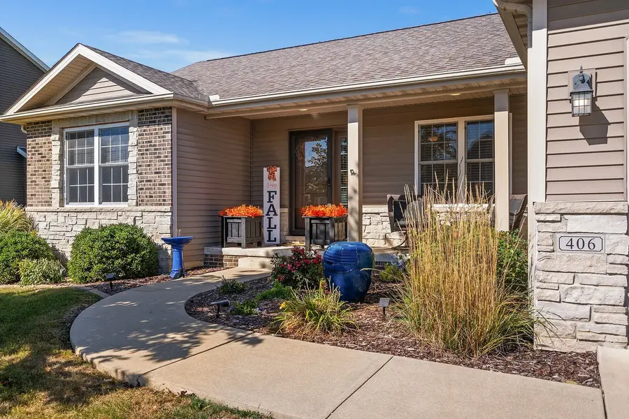 406 Raef Road, Downs, IL 61736 - Image #3