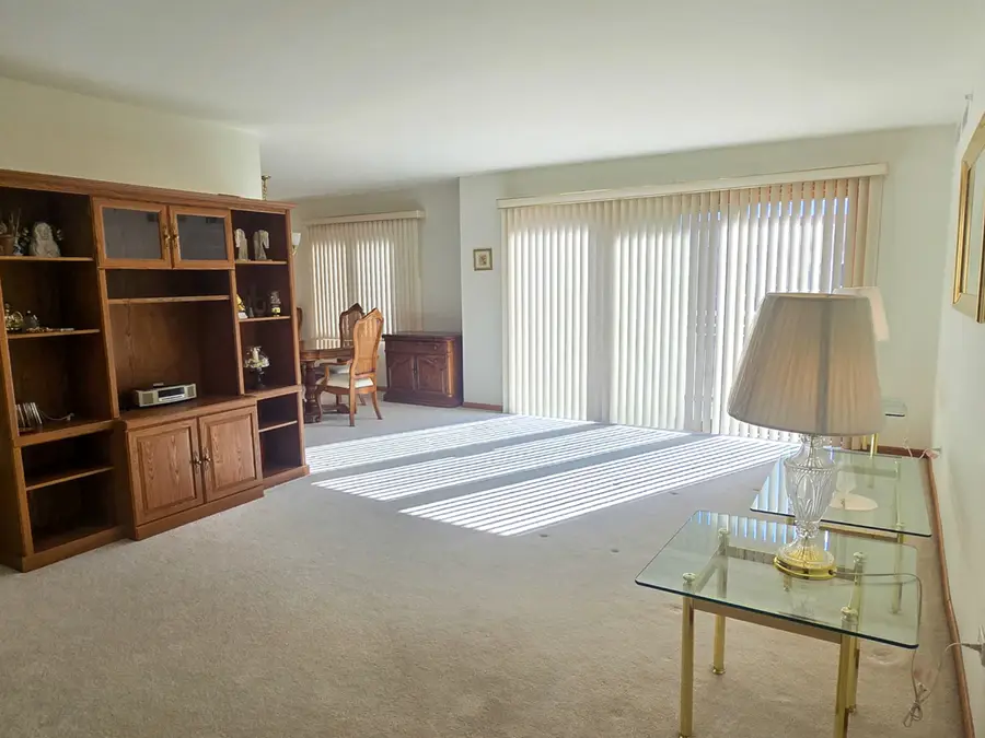 4655 N Cumberland Avenue #502, Norridge, IL 60706 - Image #2