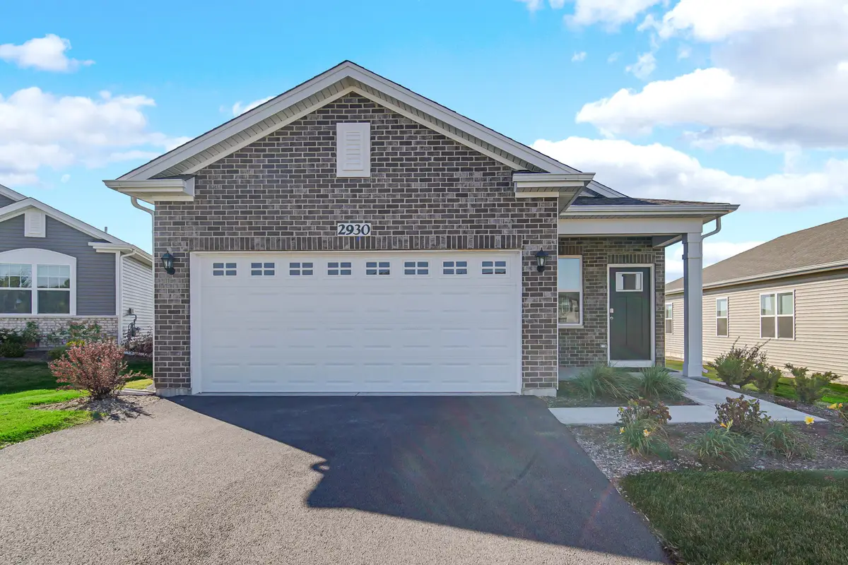 2930 Harnish Drive, Algonquin, IL 60102 - Image #1