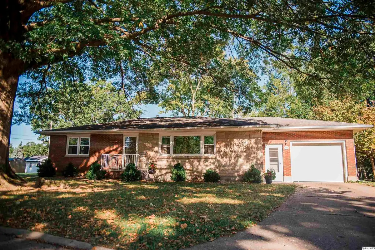 921 Santa Maria, Quincy, IL 62301 - Image #1