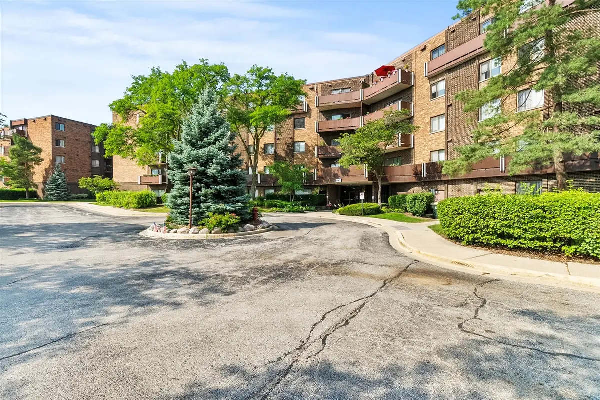 840 Wellington Avenue #315, Elk Grove Village, IL 60007 - Image #1