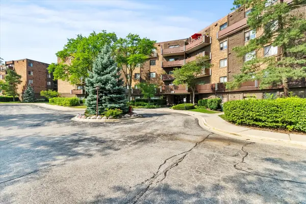 840 Wellington Avenue #315, Elk Grove Village, IL 60007