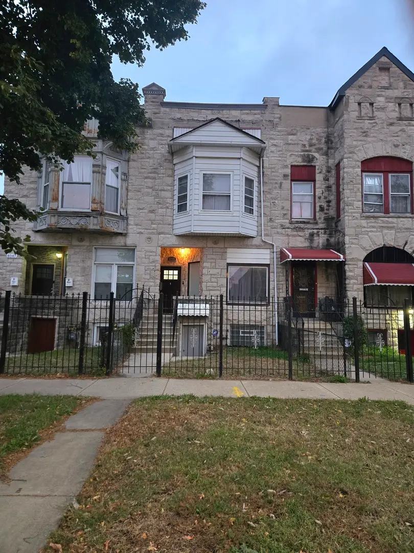 4049 S Indiana Avenue, Chicago, IL 60653 - Image #1