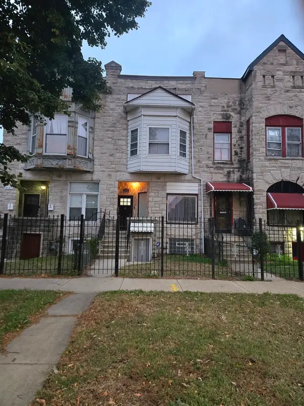 4049 S Indiana Avenue, Chicago, IL 60653