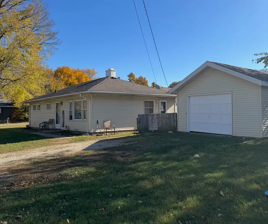 317 Maryland Avenue, Ottawa, IL 61350 - Image #2