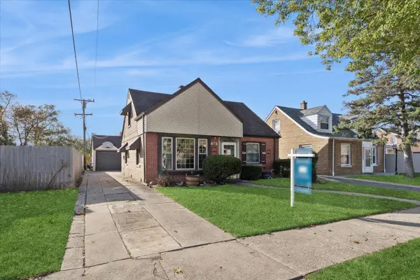 7841 44th Street, Lyons, IL 60534