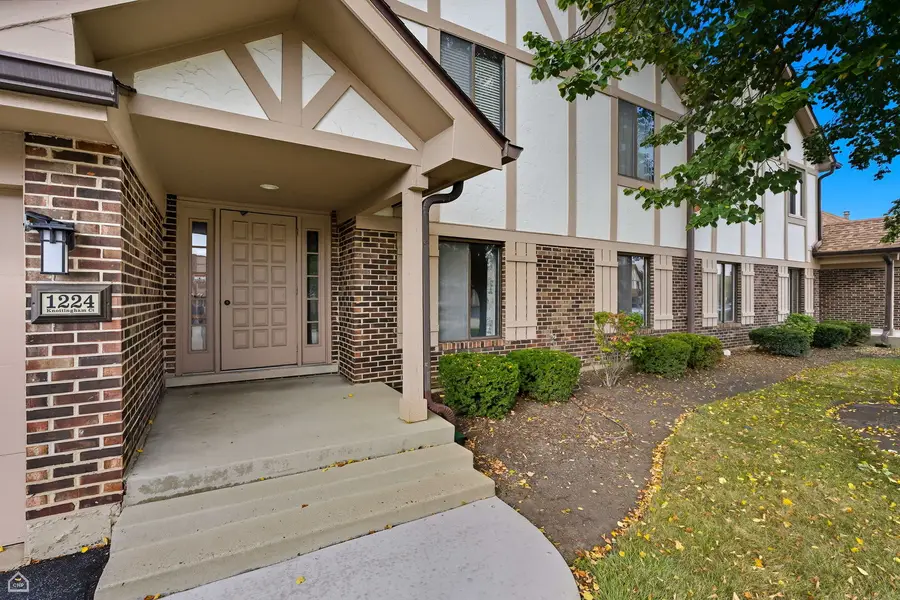 1224 Knottingham Court #1A, Schaumburg, IL 60193 - Image #2