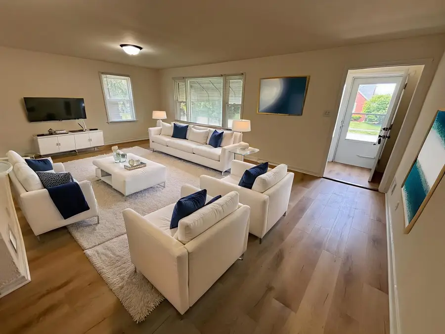 655 Hirsch Avenue, Calumet City, IL 60409 - Image #3