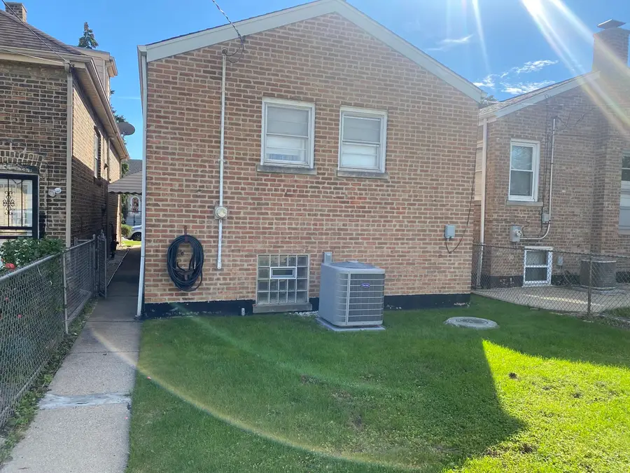 3904 W 58th Place, Chicago, IL 60629 - Image #2