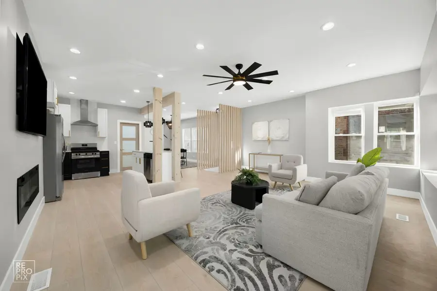 7733 S Luella Avenue, Chicago, IL 60649 - Image #3