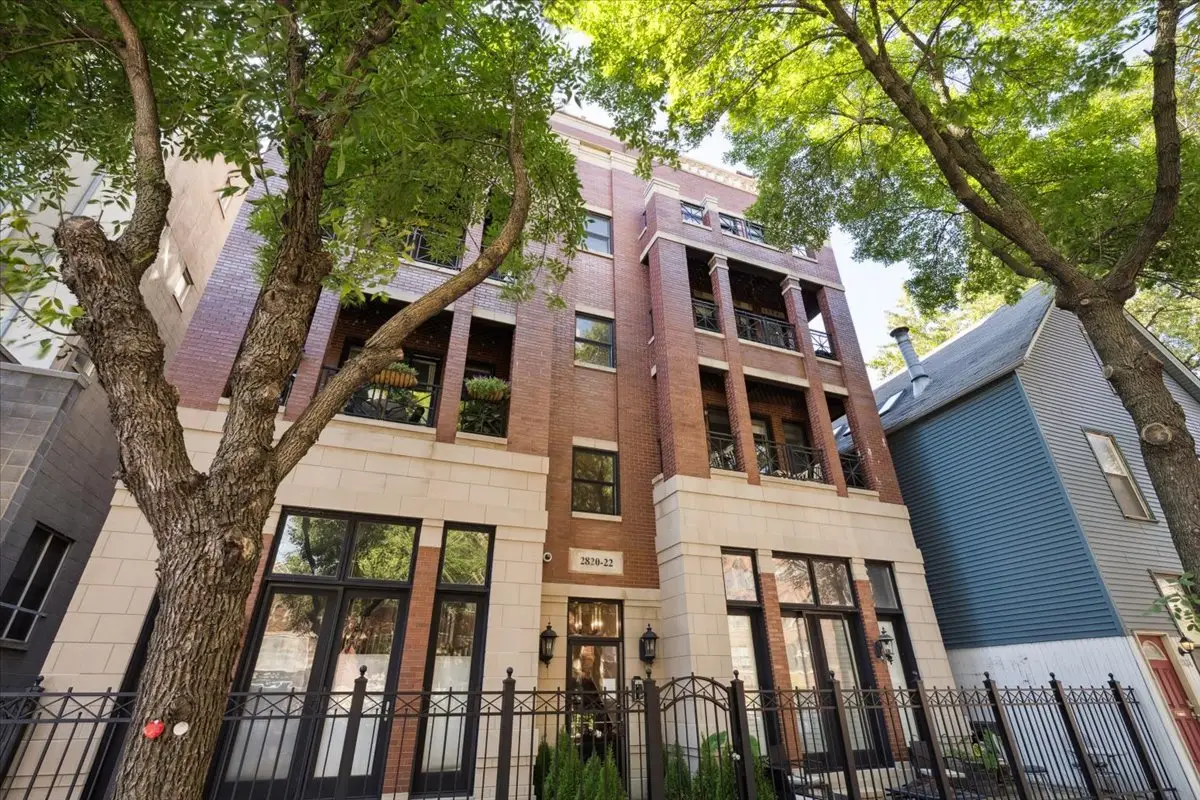 2820 N Sheffield Avenue #4N, Chicago, IL 60657 - Image #1