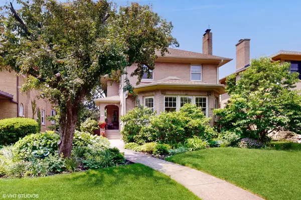 1009 N Oak Park Avenue, Oak Park, IL 60302