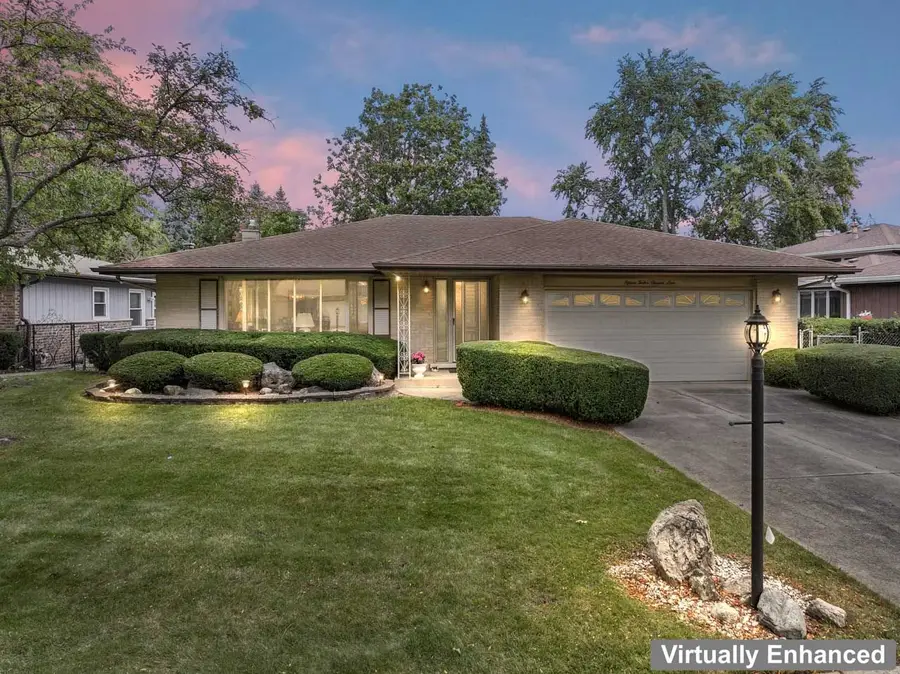 1512 N Oneida Lane, Mount Prospect, IL 60056 - Image #2