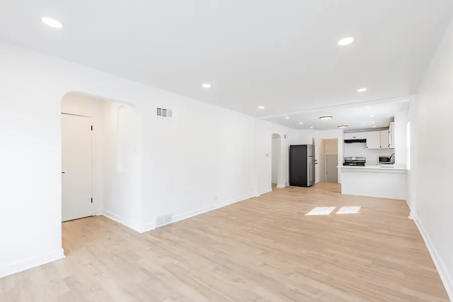 7511 S Damen Avenue, Chicago, IL 60620 - Image #3