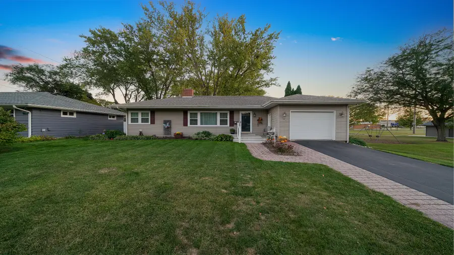 807 Webster Street, Oregon, IL 61061 - Image #2