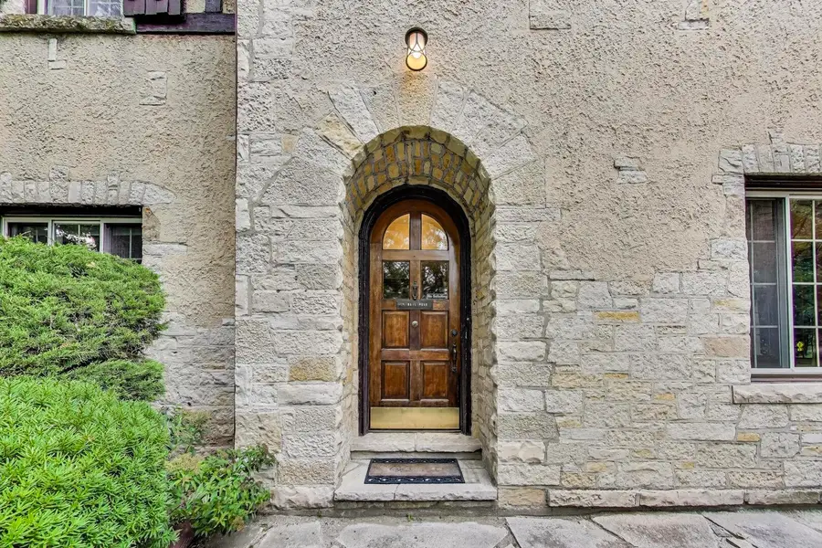 835 Yale Lane, Highland Park, IL 60035 - Image #2