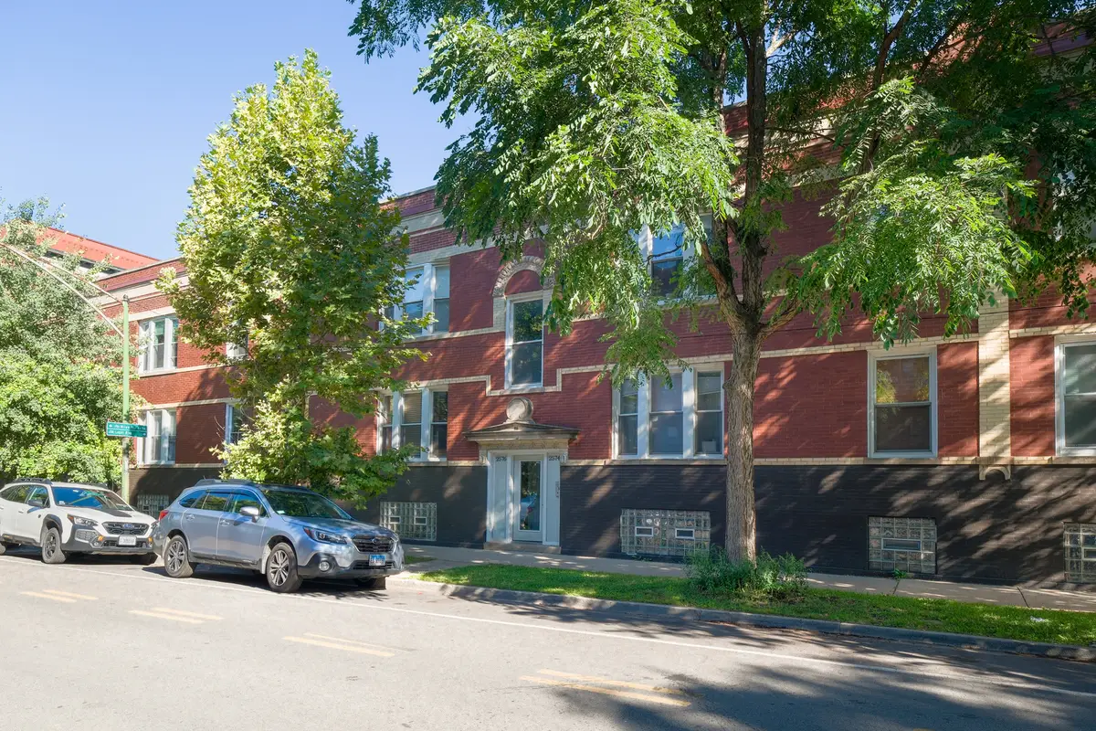 2578 W Lyndale Street #2, Chicago, IL 60647 - Image #1