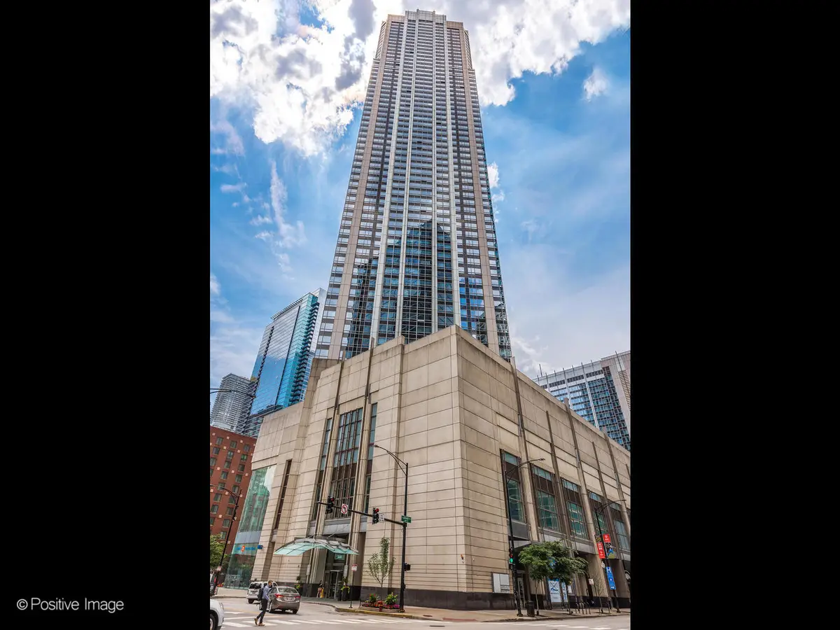512 N Mcclurg Court #1904, Chicago, IL 60611 - Image #1