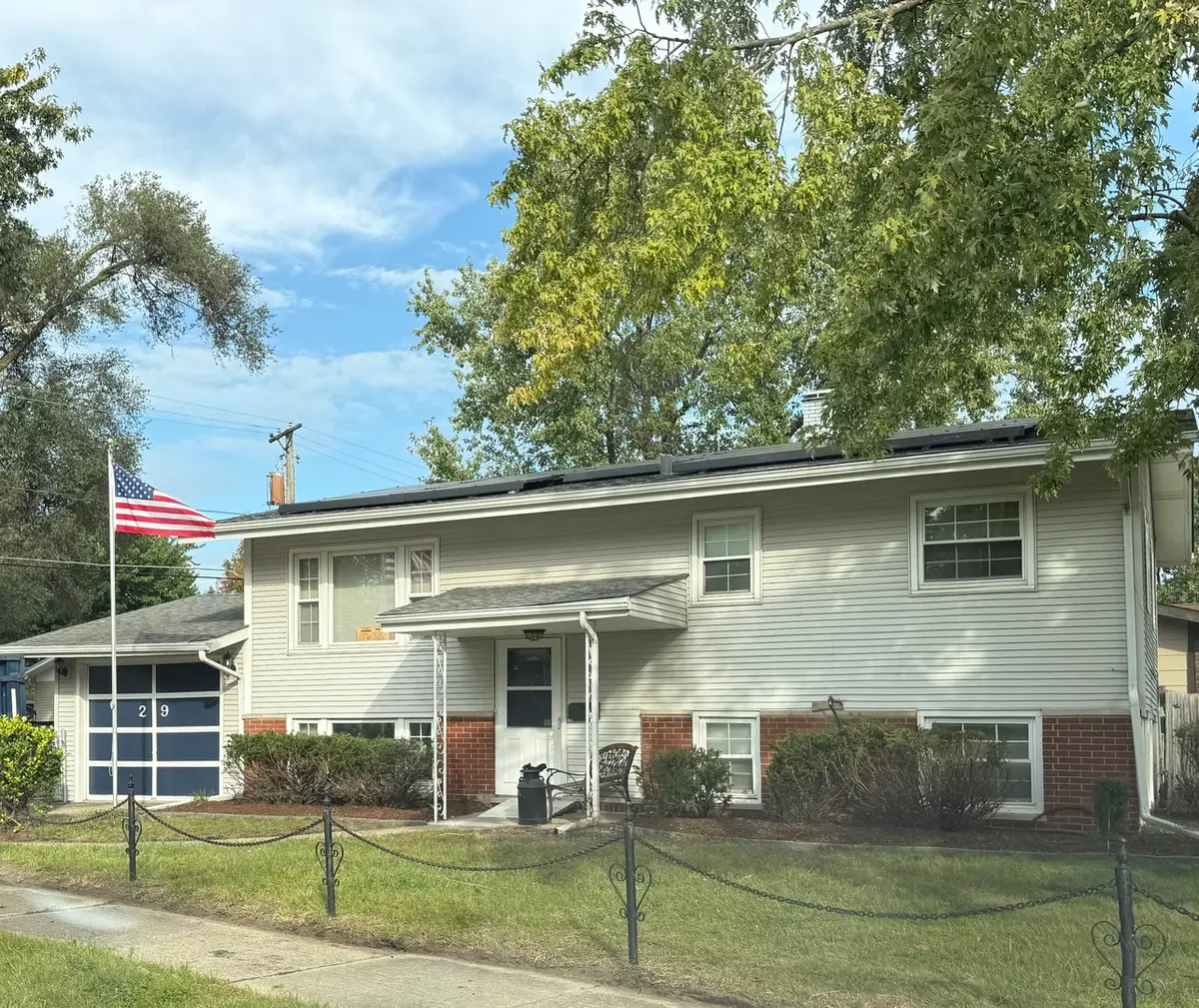 29 Arapaho Drive, Thornton, IL 60476 - Image #1