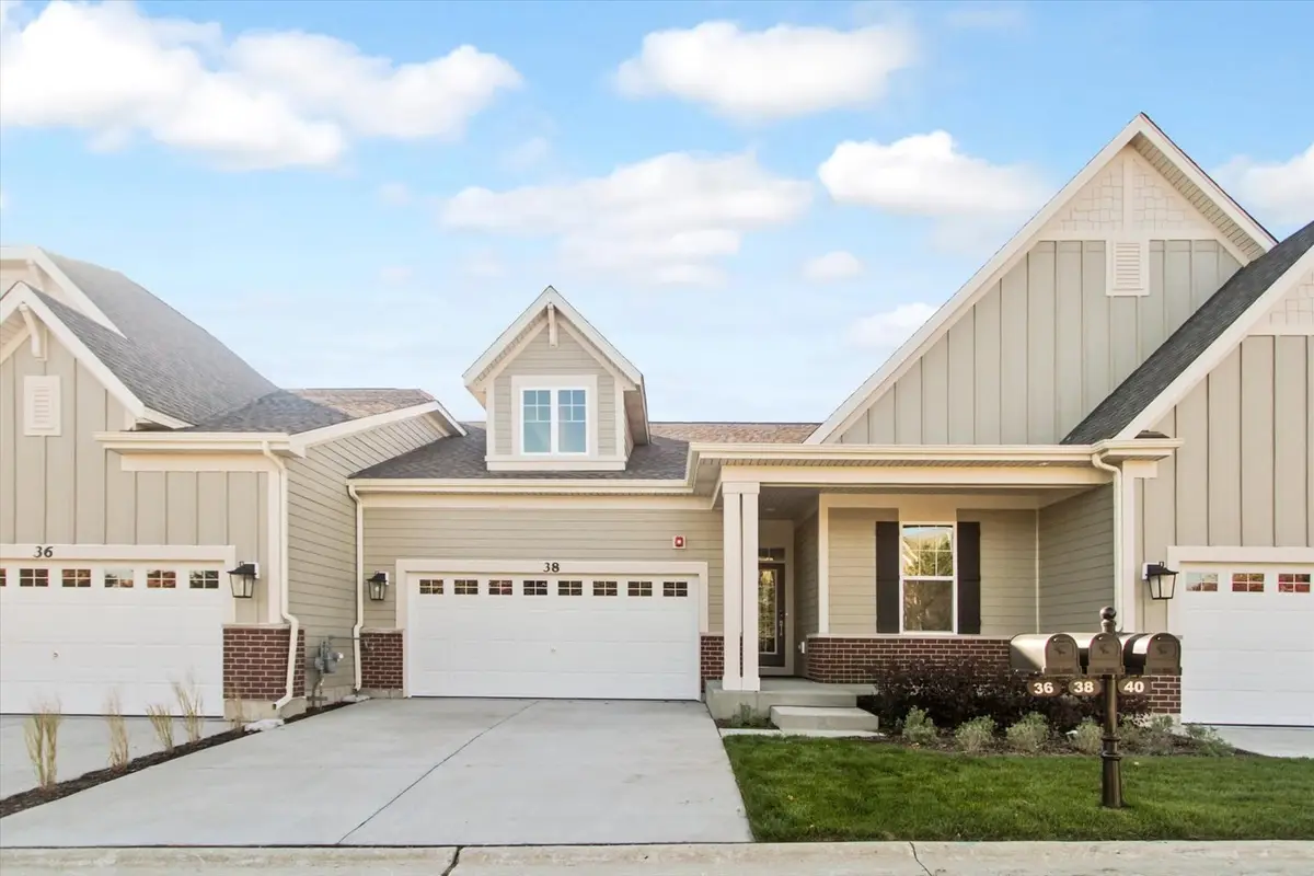 38 Tournament Drive, Hawthorn Woods, IL 60047 - Image #1