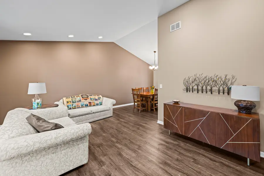 1286 Gail Drive, Buffalo Grove, IL 60089 - Image #3