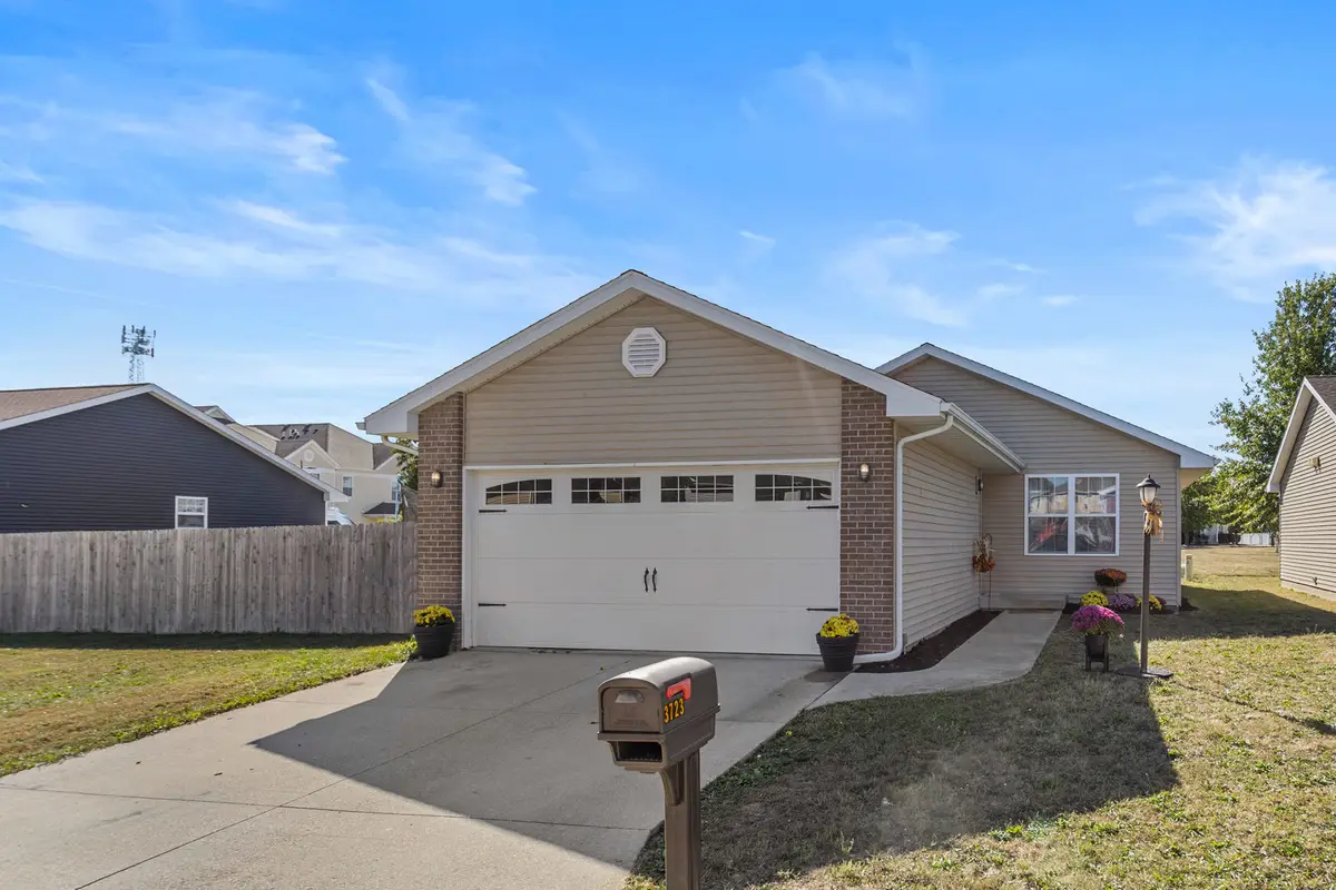 3723 Sandstone Drive, Champaign, IL 61822 - Image #1