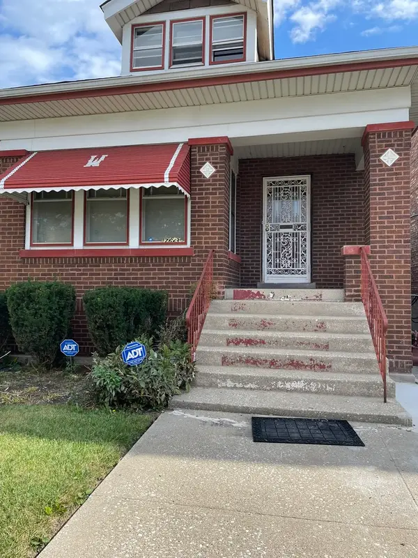 Address Withheld By Seller, Chicago, IL 60620