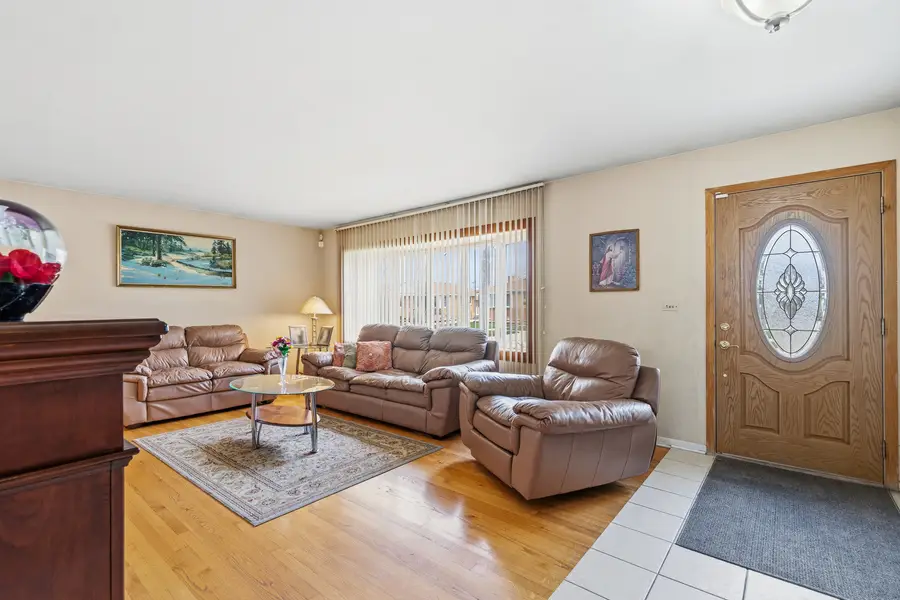 4038 Denley Avenue, Schiller Park, IL 60176 - #3