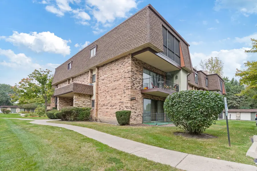 11130 Northwest Road #E, Palos Hills, IL 60465 - Image #2